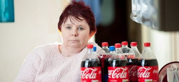 Kathy O’Sullivan, la donna che beve sei litri di Coca Cola al giorno