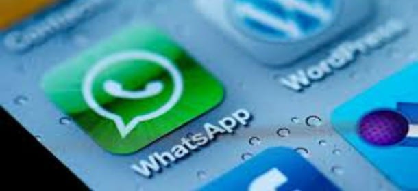 WhatsApp gratis, addio al canone di 89 centesimi l'anno