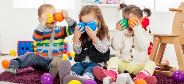 Picchia i bambini dell'asilo. Maestra arrestata a Pisa