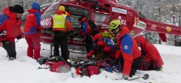 Valanga in Alto Adige, dieci sciatori travolti. Sei morti e diversi dispersi