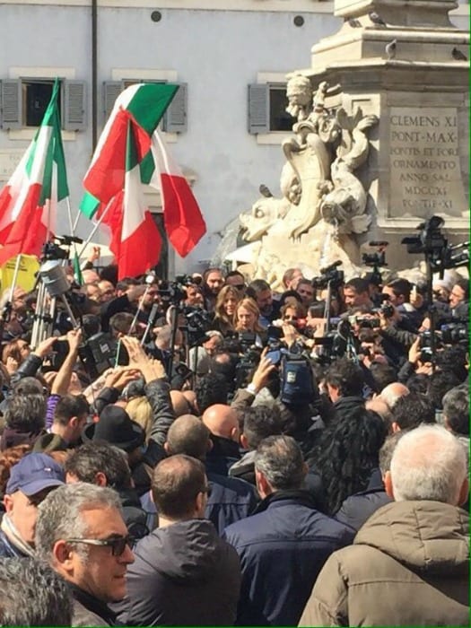 Roma, Giorgia Meloni si candida sindaco: le dichiarazioni