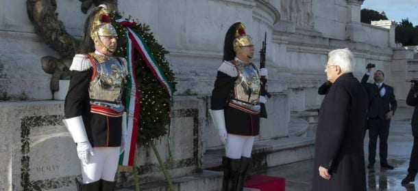 25 Aprile, celebrazioni in tutta Italia. Renzi e Mattarella all'Altare della Patria