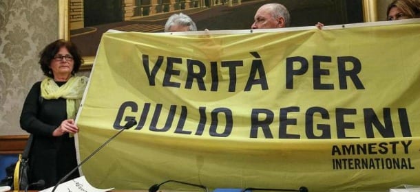 Caso Regeni, Gentiloni attacca il Cairo: "Vogliamo la verità!"