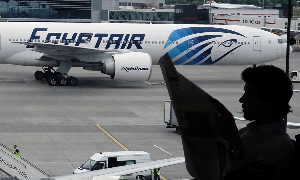 Trovata la scatola nera dell'areo Egyptair precipitato. All'interno inquietanti messaggi