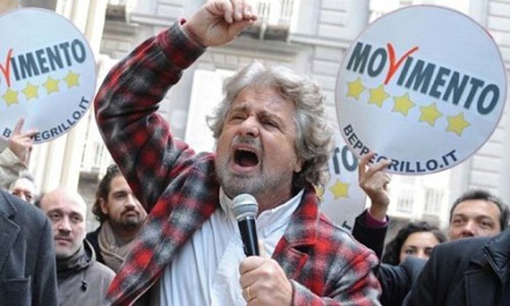Beppe Grillo al raduno dei 5 Stelle: "Il capo sono io". Si apre la seconda fase del Movimento
