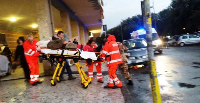 Maltempo, tromba d'aria a Ladispoli e Cesano: 2 morti. A Firenze paura per l'Arno