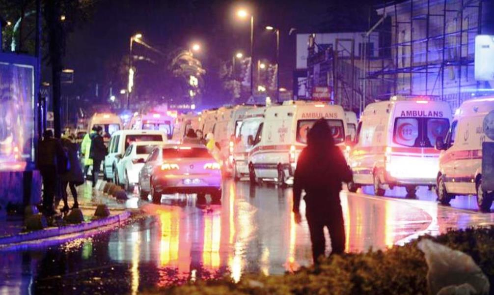 Istanbul, caccia al killer della strage di Capodanno: forse è un cinese di 25 anni