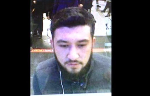 Istanbul, strage di Capodanno: Isis rivendica. Italiani salvi per miracolo. Caccia al killer