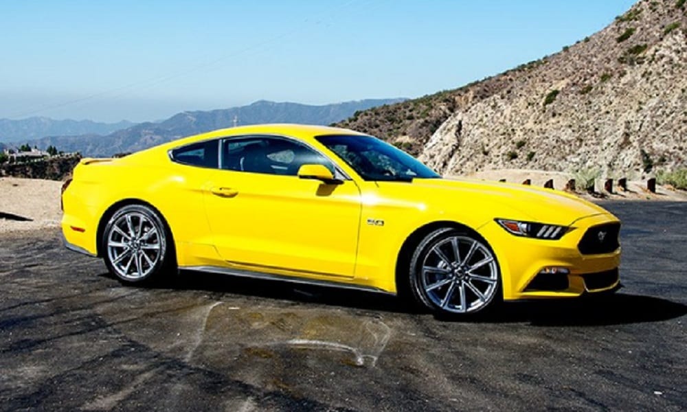 Ford, arriva la Mustang versione ibrida