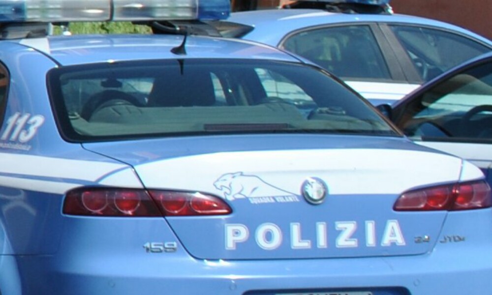 Colpito con una mannaia in strada: giovane grave a Pescara