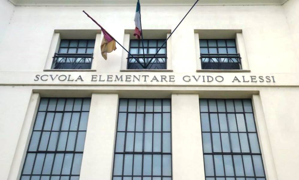 Roma, locandina shock a scuola: "Venite al Gran Ballo Fascista"