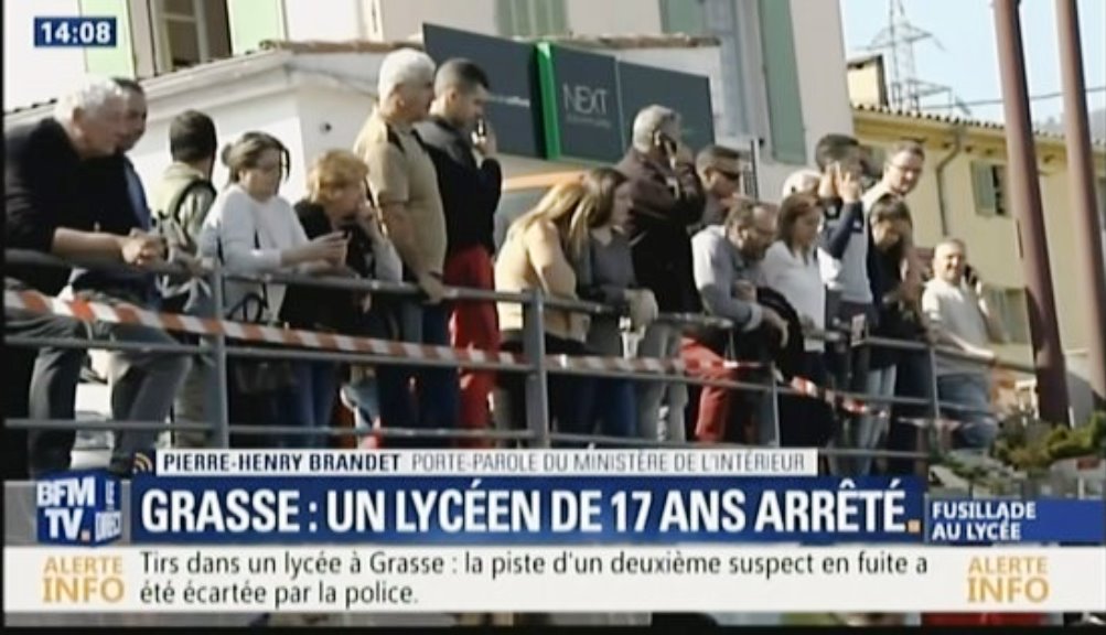 Sparatoria in un liceo in Francia: preside e studenti feriti. Arrestato un 17enne