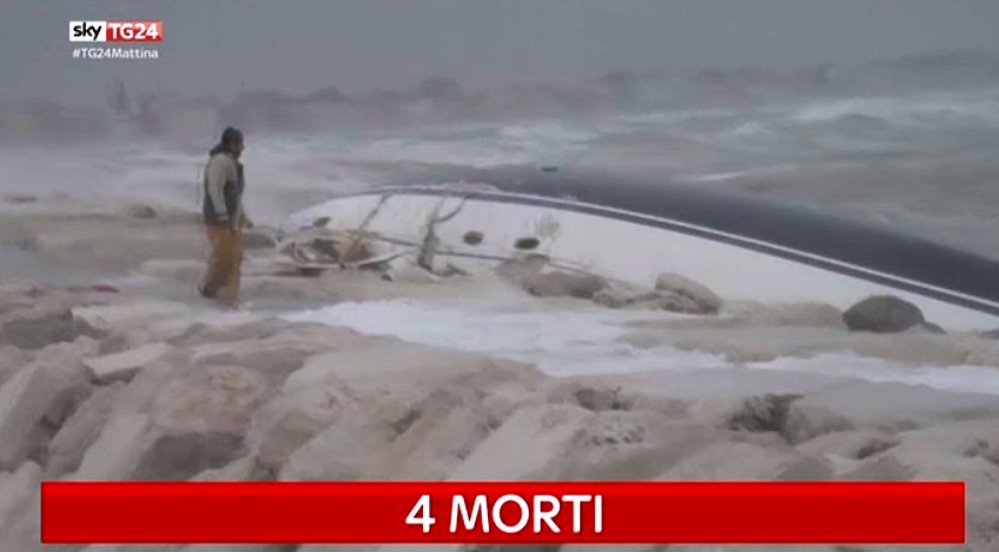 Naufragio al porto di Rimini: 4 morti e 2 feriti gravissimi