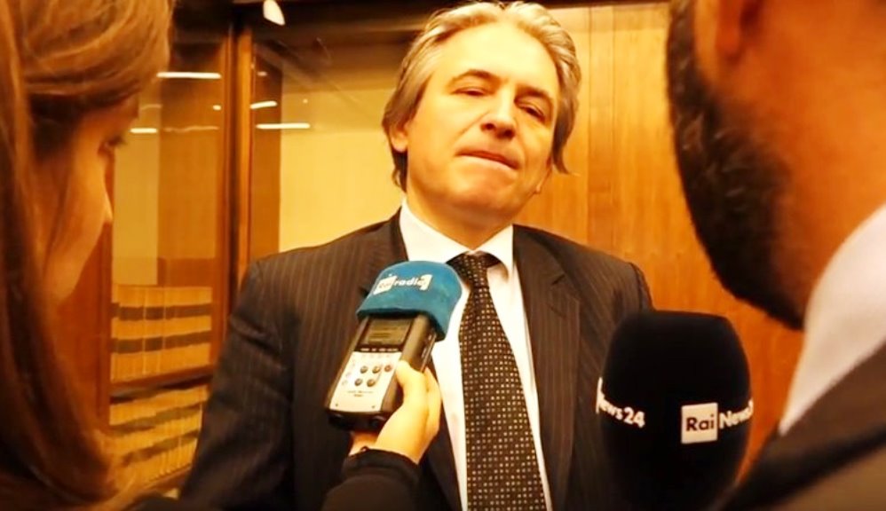 Rai dimissioni Antonio Campo Dall'Orto ministro Pier Carlo Padoan