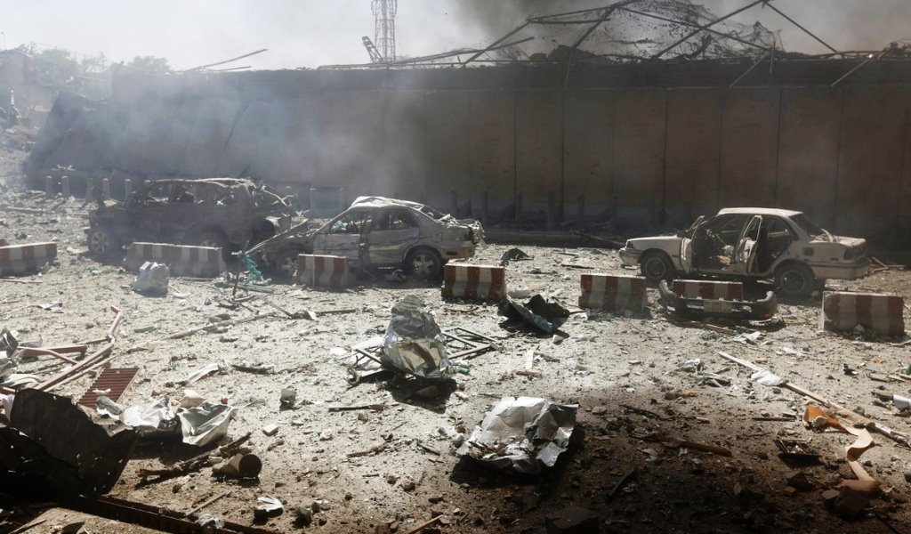 Autobomba fa strage a Kabul: 85 morti e 400 feriti