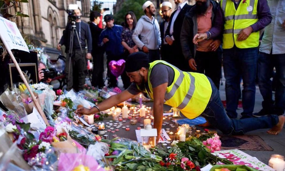 Gran Bretagna, massima allerta per "attacchi imminenti" dopo Manchester