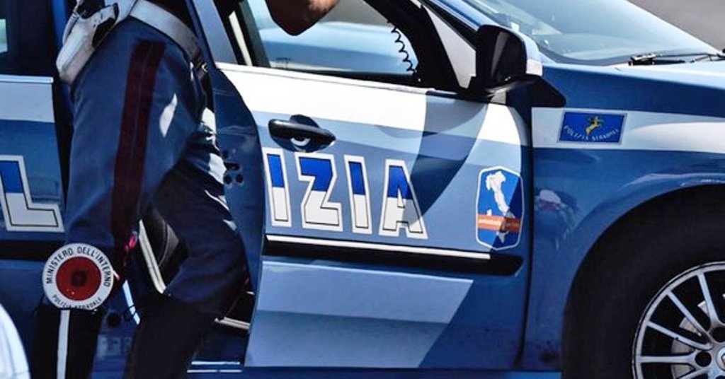 Puglia Trani incidente auto in fiamme: tre morti e due feriti. Cosa è successo