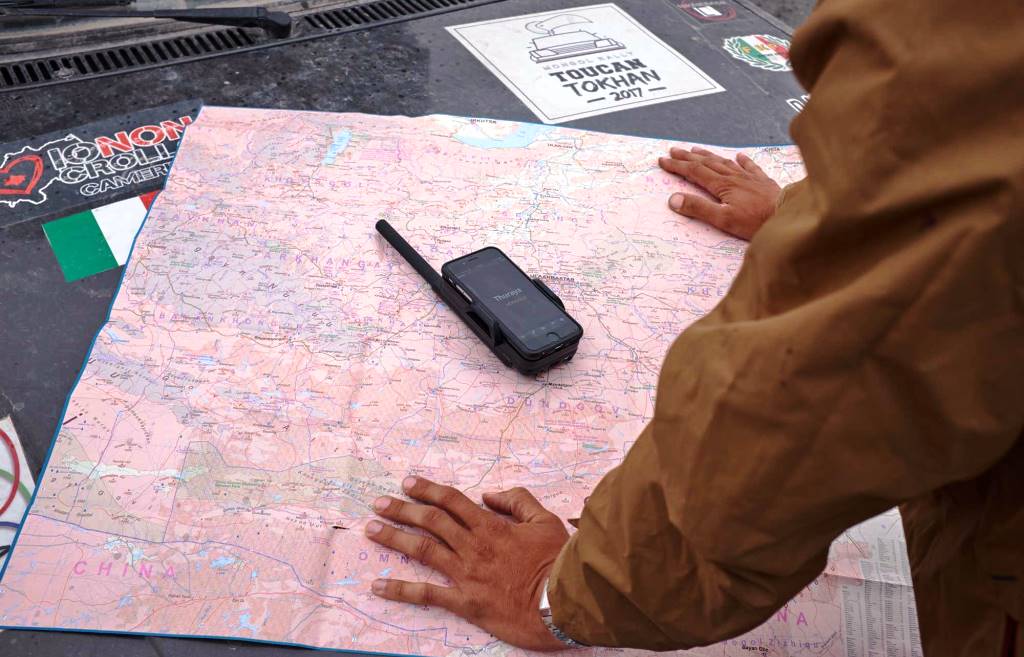 SatSleeve+, il gadget che trasforma uno smartphone in un telefono satellitare