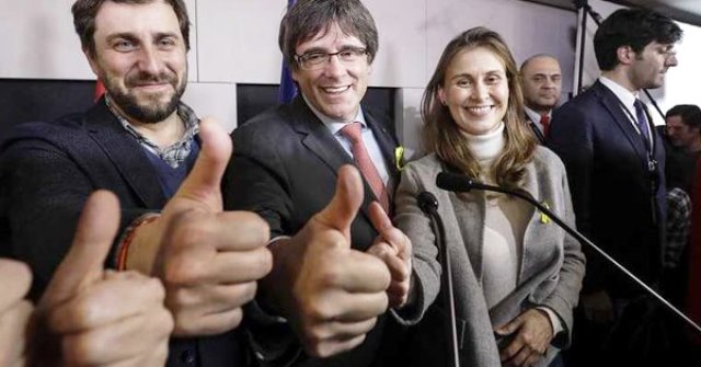 Elezioni in Catalogna: vincono gli indipendentisti. Ma il partito più votato vuole la Spagna