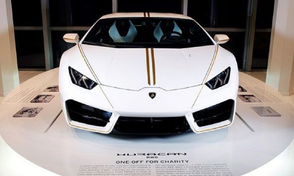 La Huracan di Papa Francesco al Museo Lamborghini