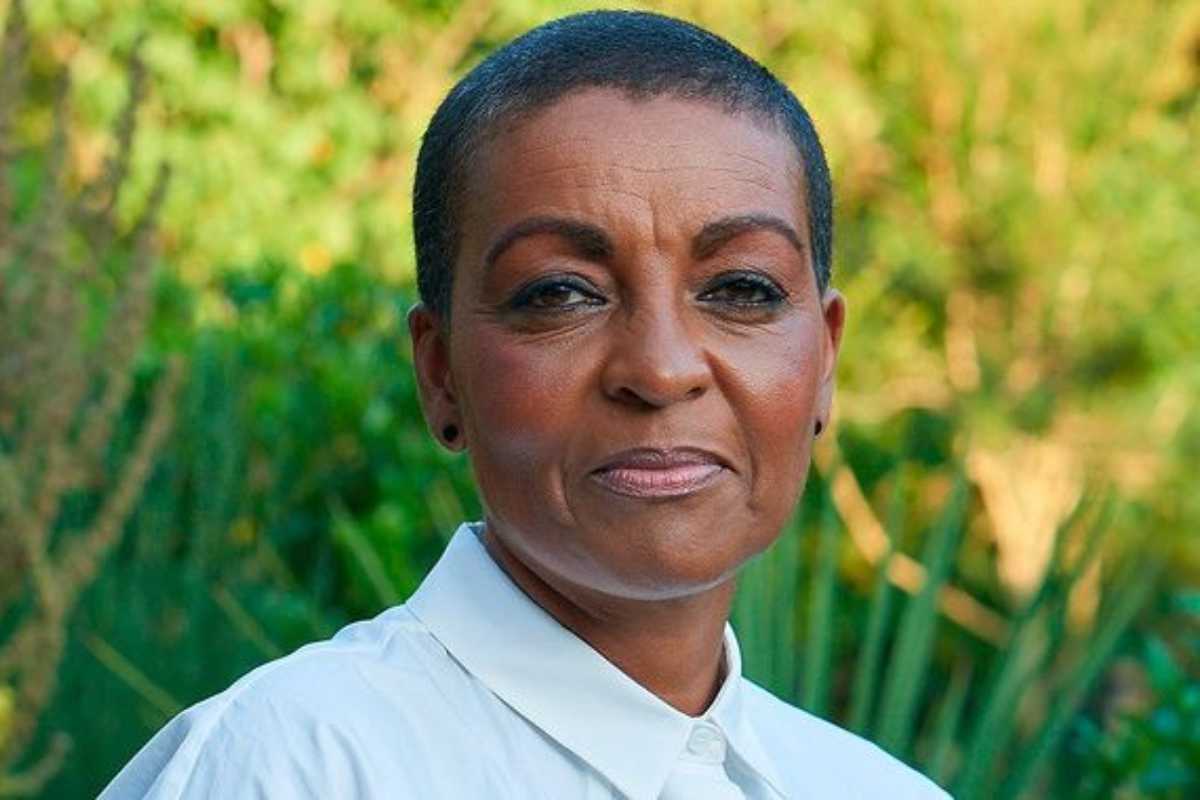 Adjoa Andoh attacca la Famiglia Reale